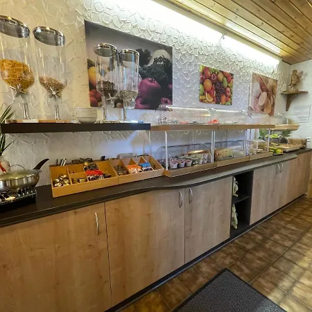Altvogtshof بيت ضيافة